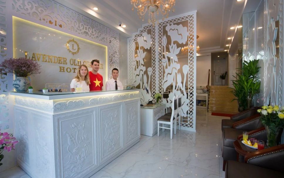 Front desk Photo