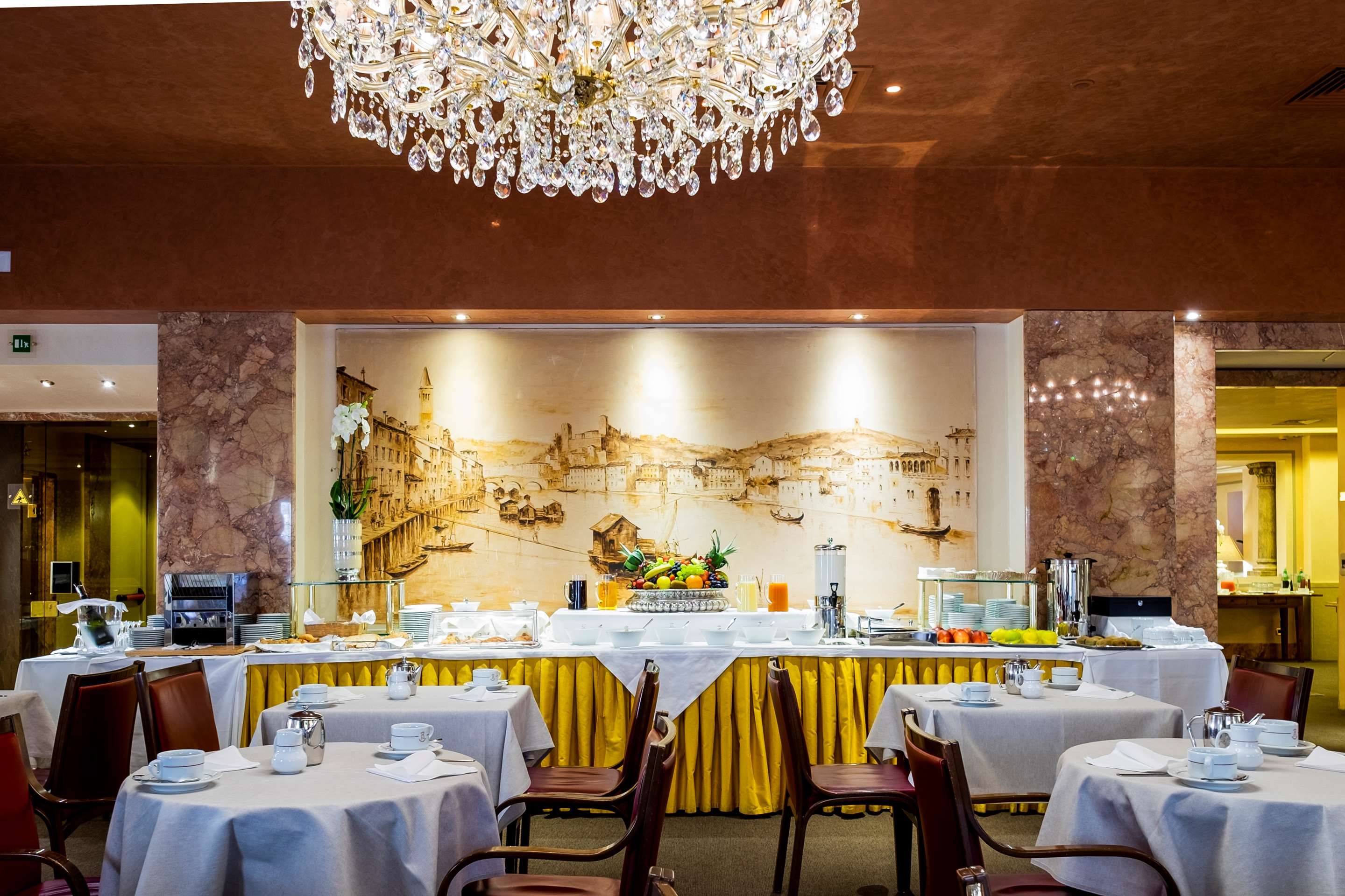 Banquet hall