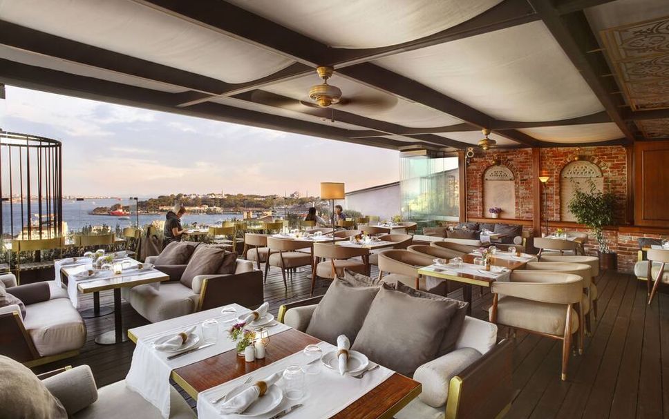 Restaurant Photo