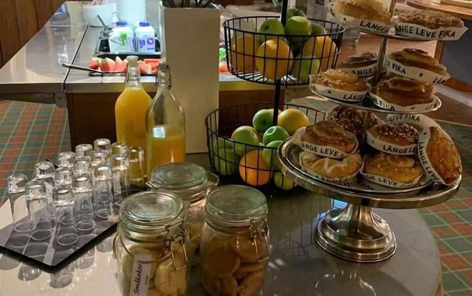 Buffet Photo