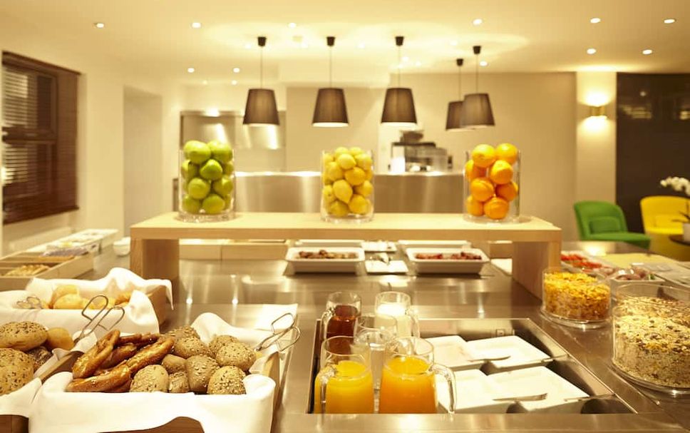 Buffet Photo