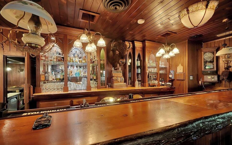 Bar Photo