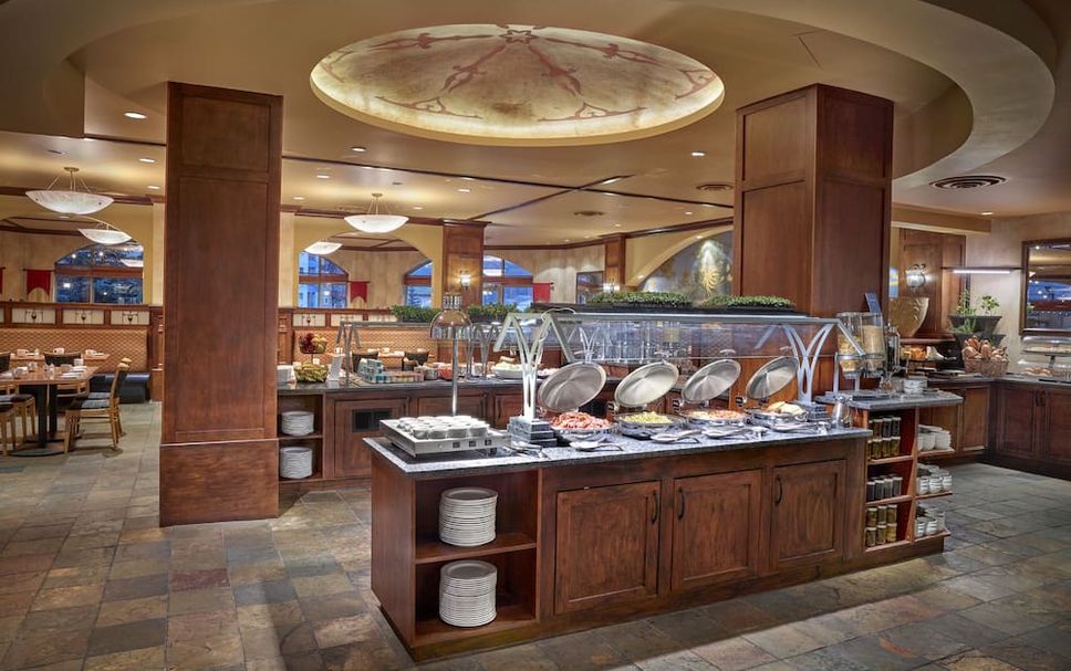 Buffet Photo