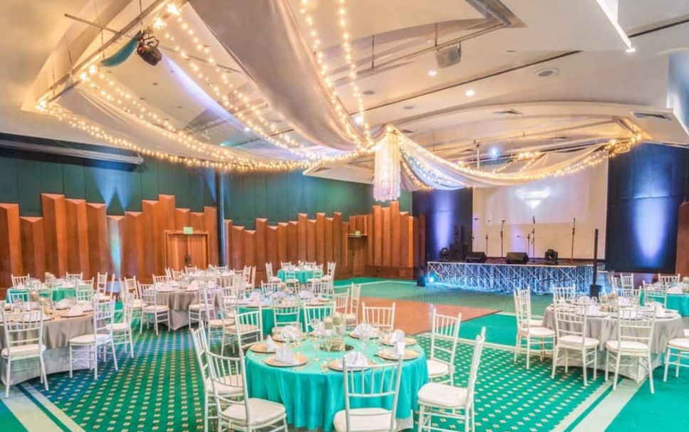 Banquet hall Photo
