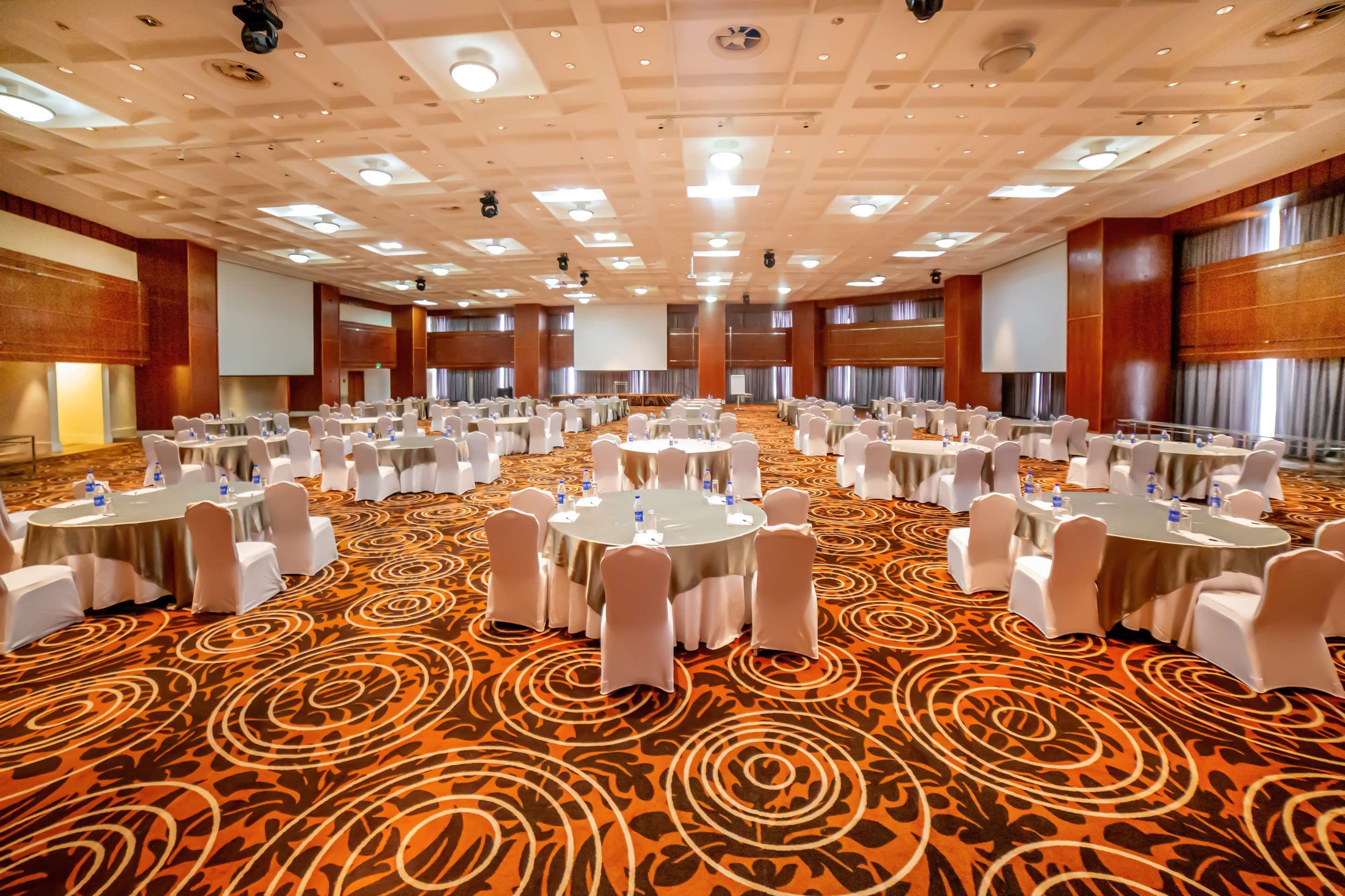 Banquet hall