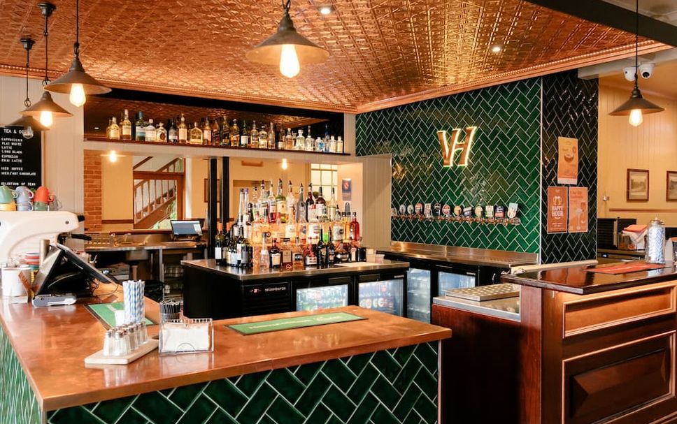 Bar Photo
