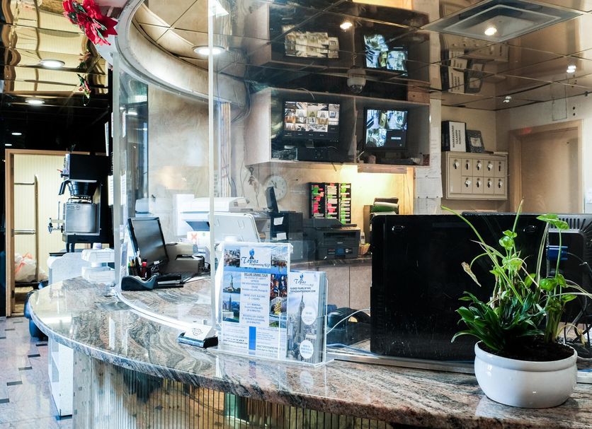 Front desk Photo