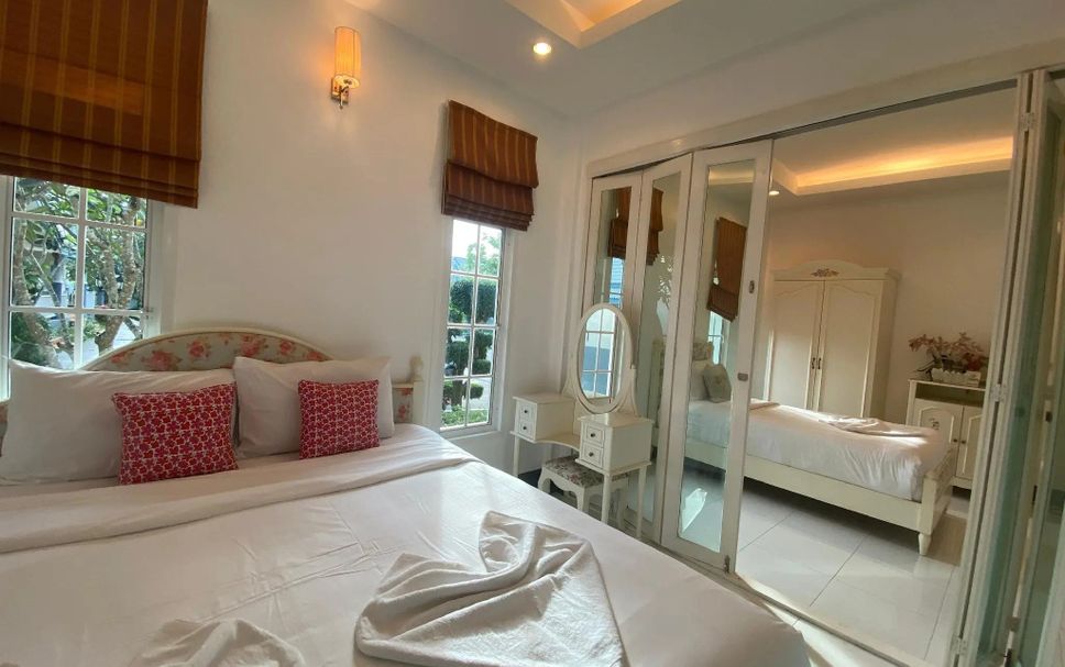Bedroom Photo