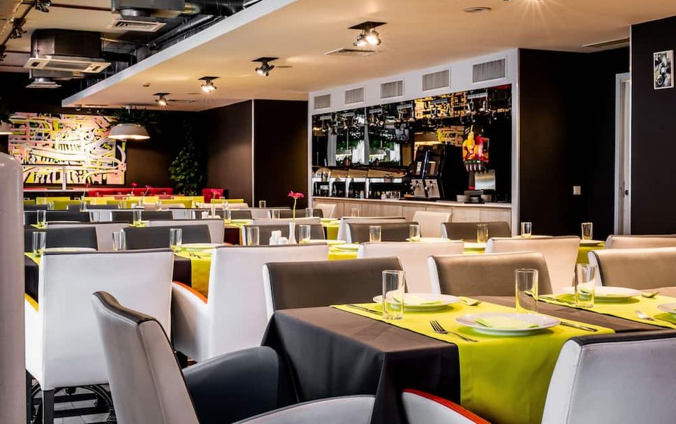 Restaurant Photo