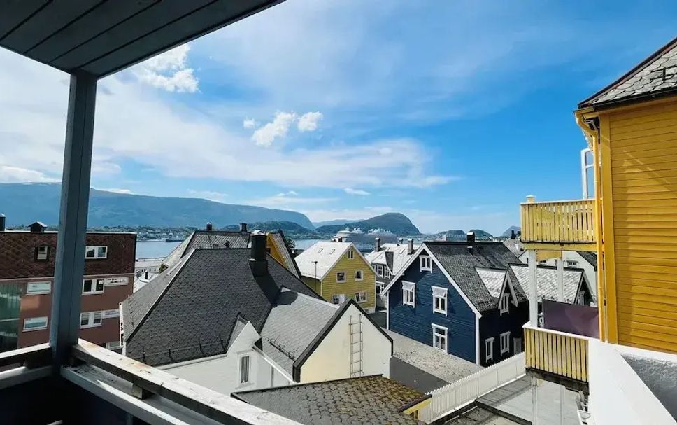 Balcony Photo
