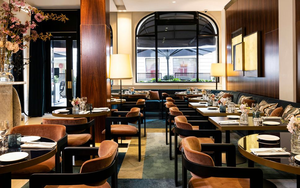 Restaurant Photo
