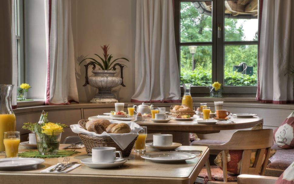 Buffet Photo