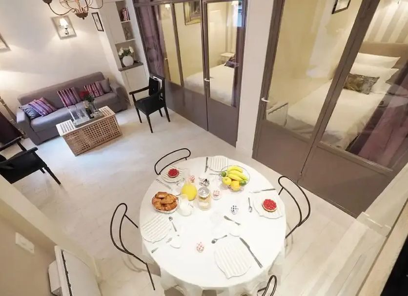 Dining room Photo