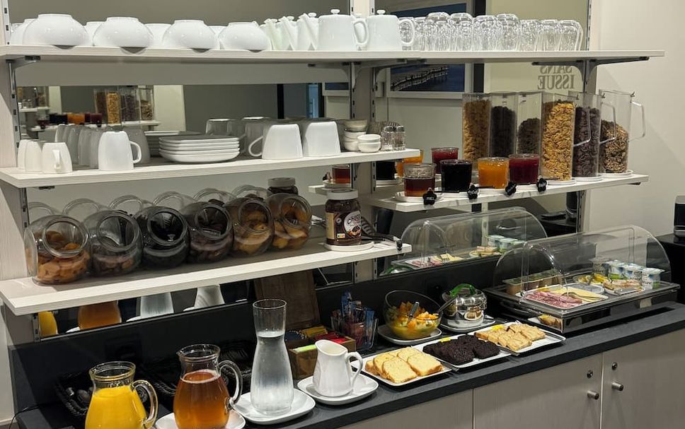 Buffet Photo