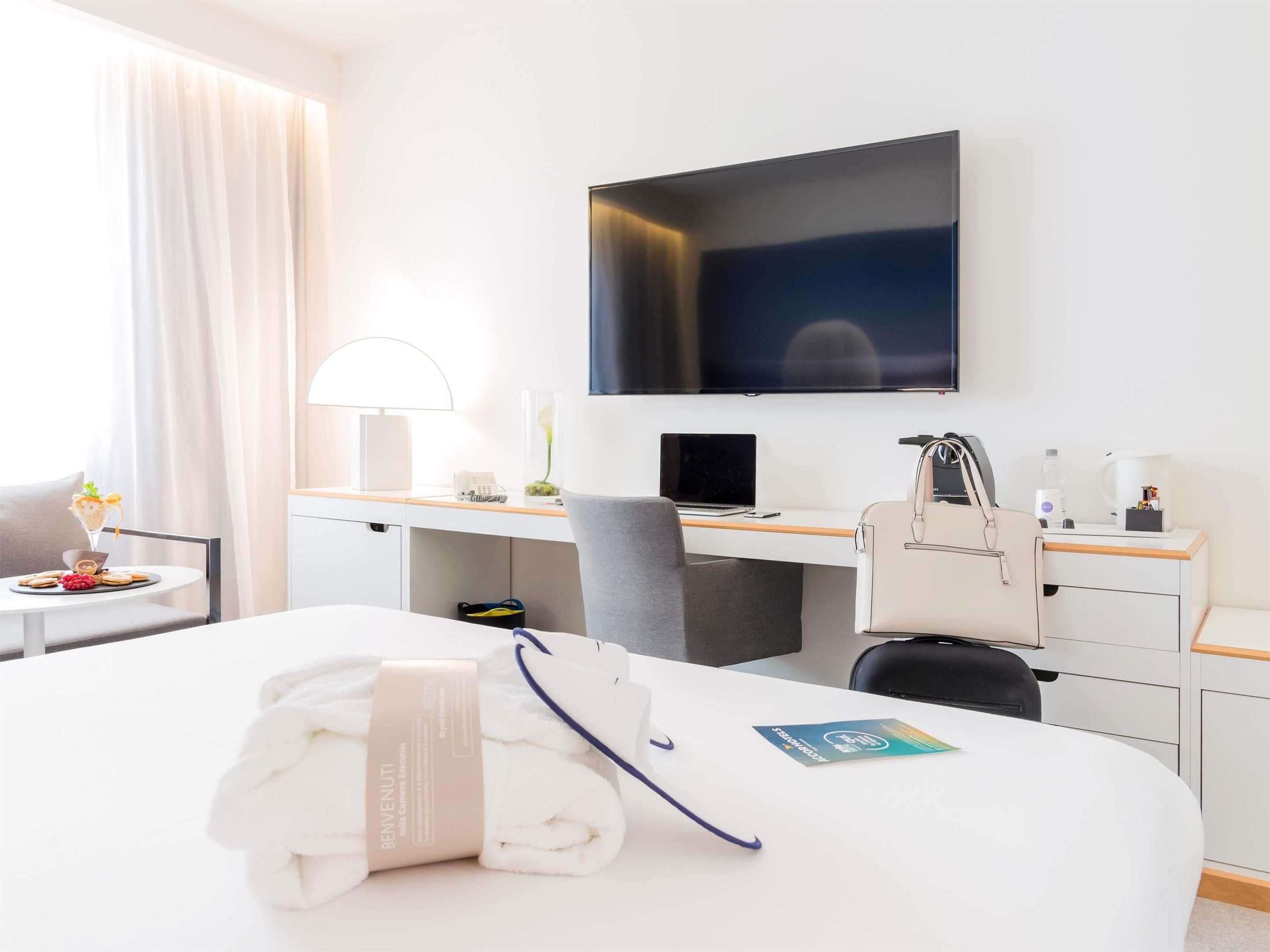 Room amenity