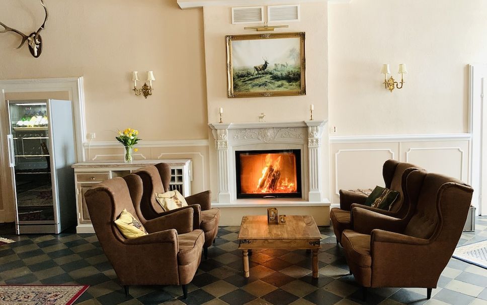 Lounge Photo