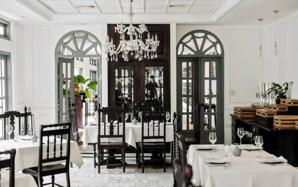Restaurant Photo
