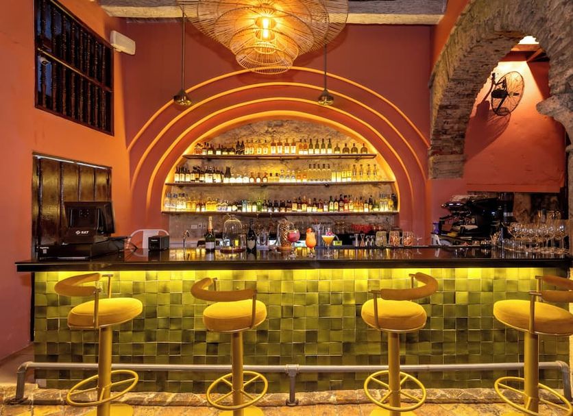 Bar Photo