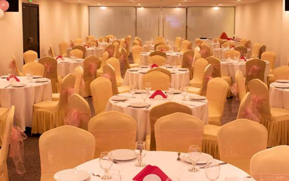Banquet hall Photo