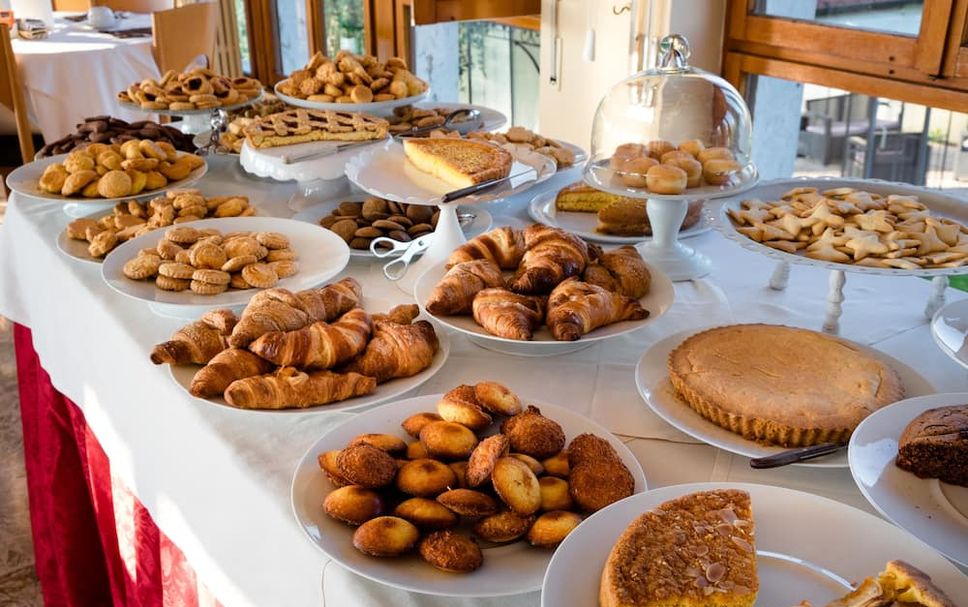 Buffet Photo