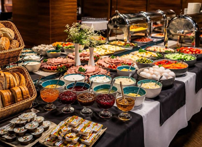 Buffet Photo