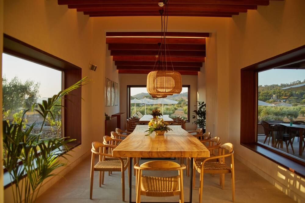 Dining room Photo