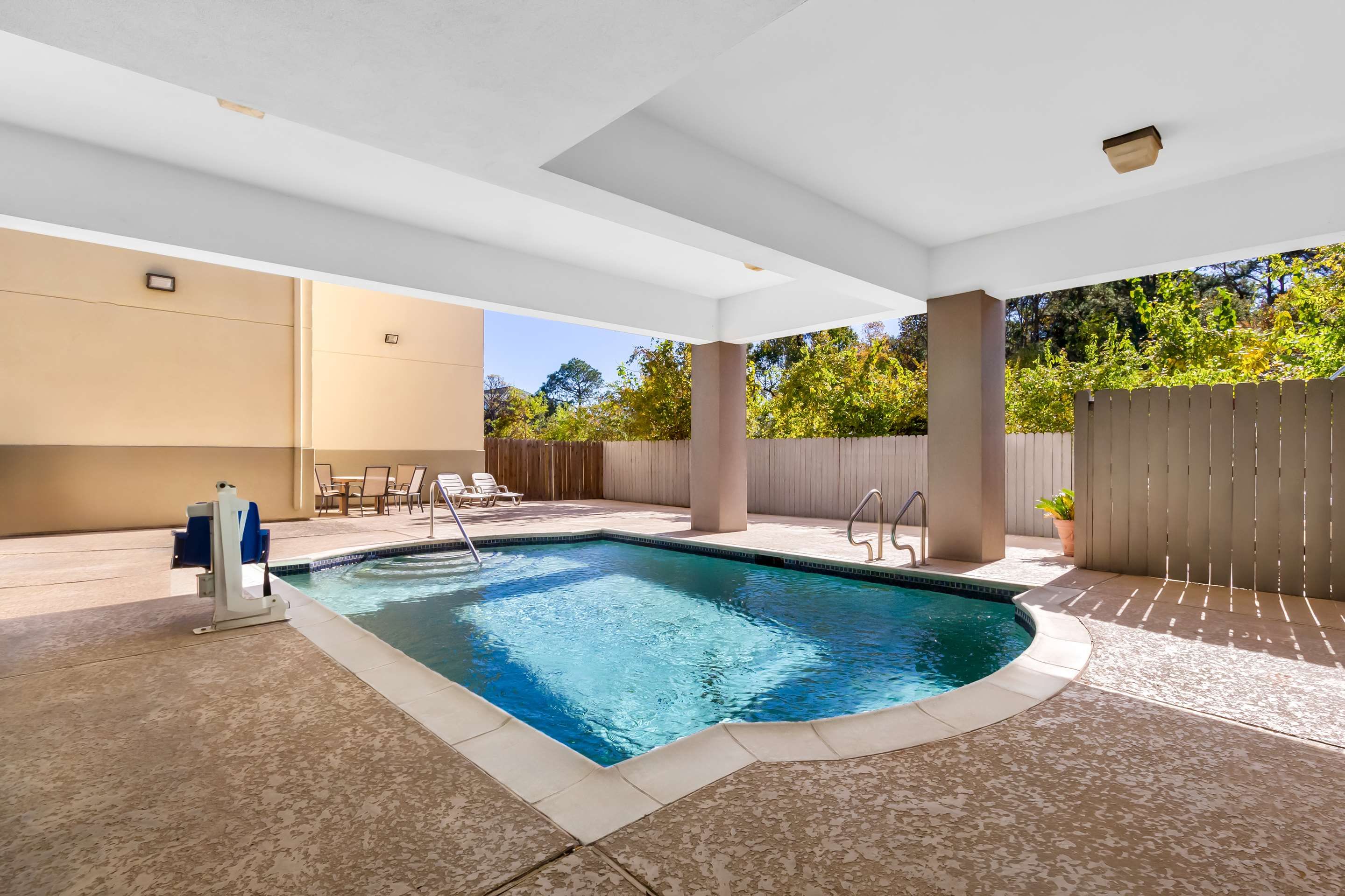 Pool