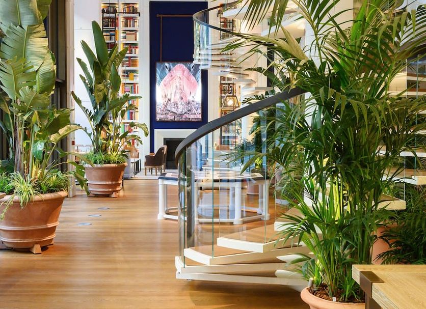 Lobby Photo