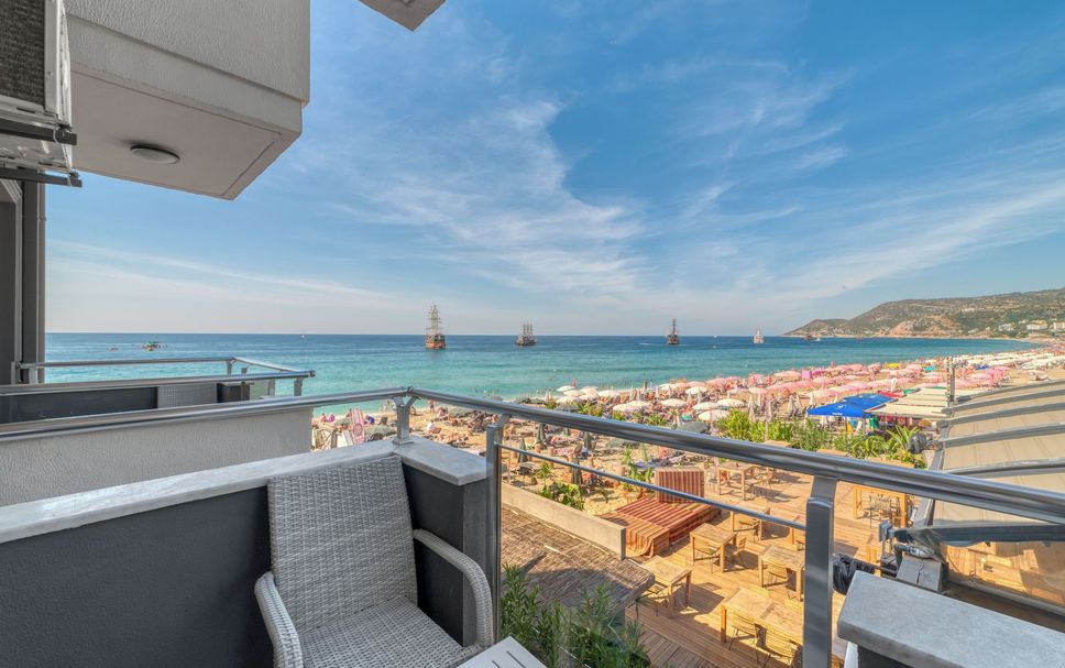 Balcony Photo