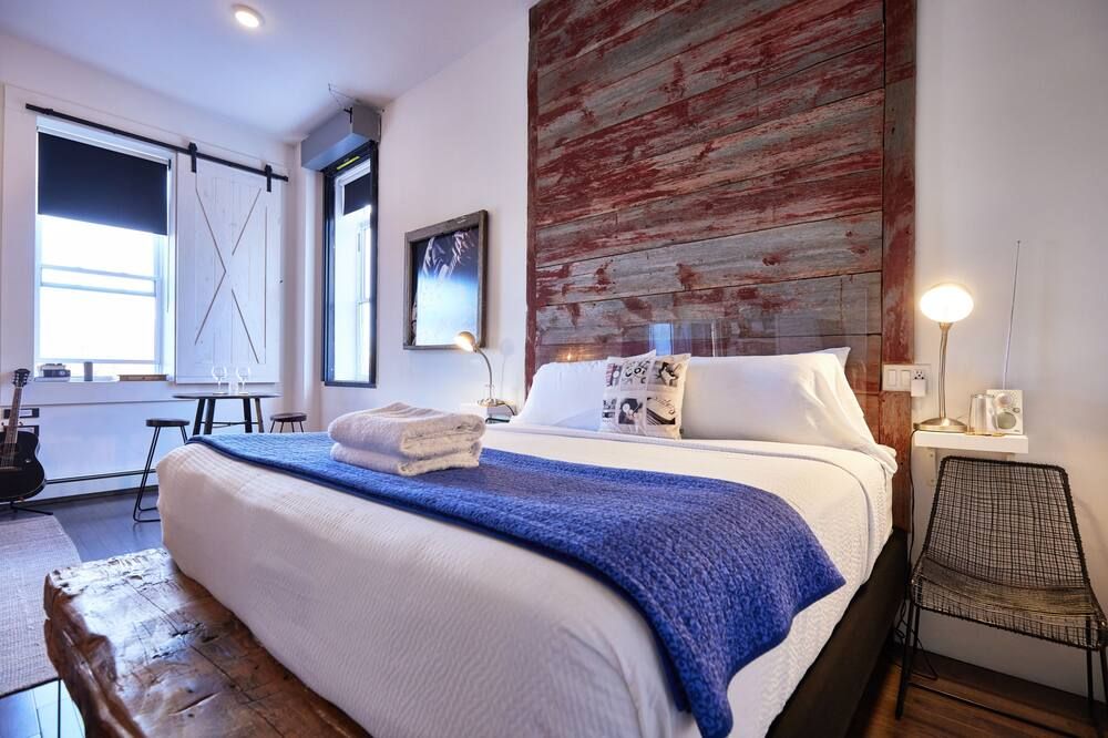Bedroom Photo