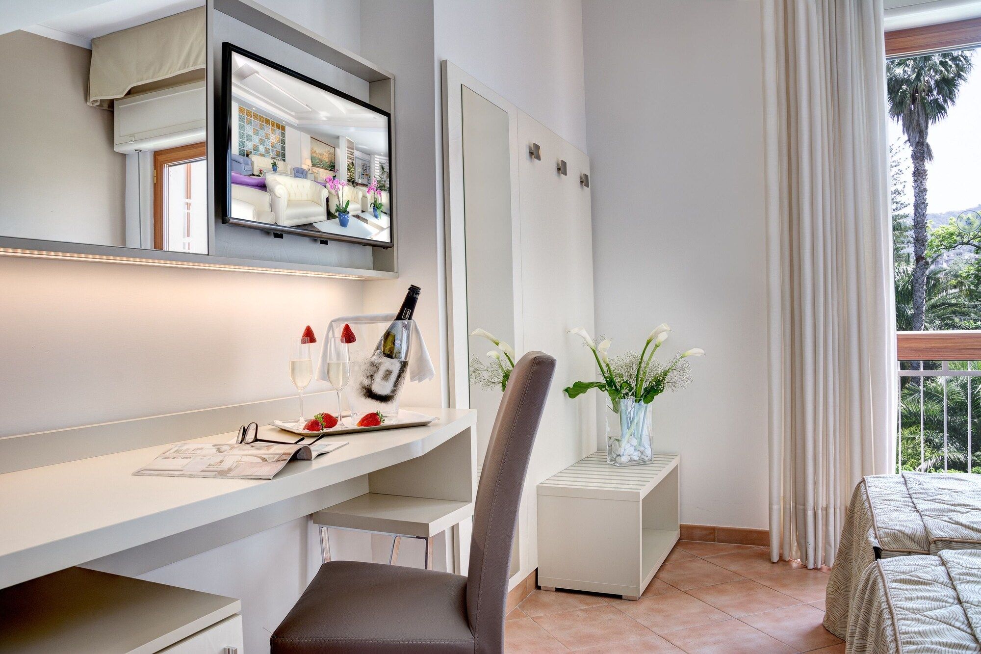 Room amenity