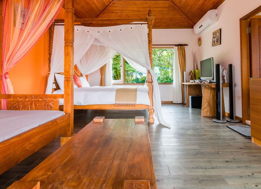 Bedroom Photo