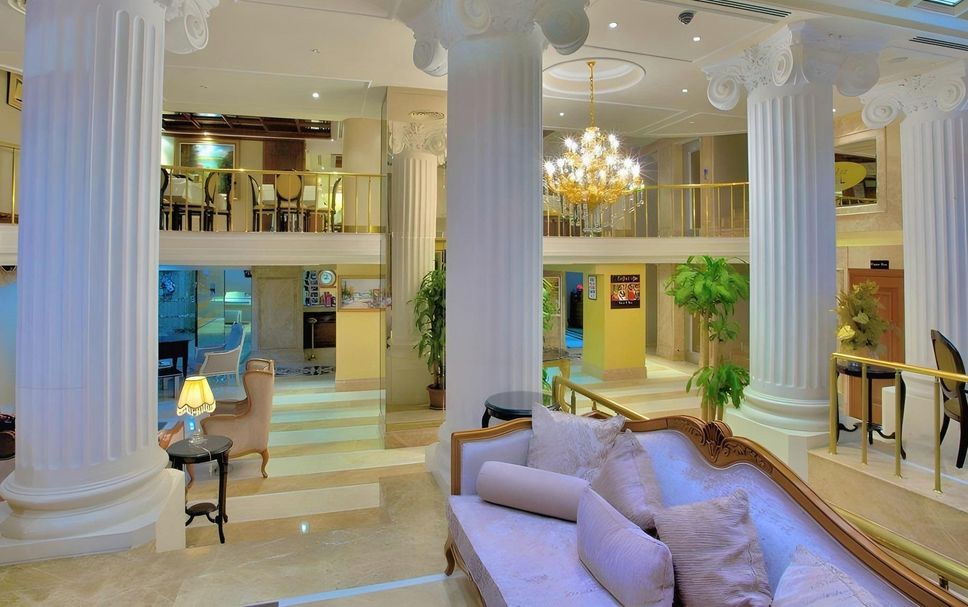 Lobby Photo