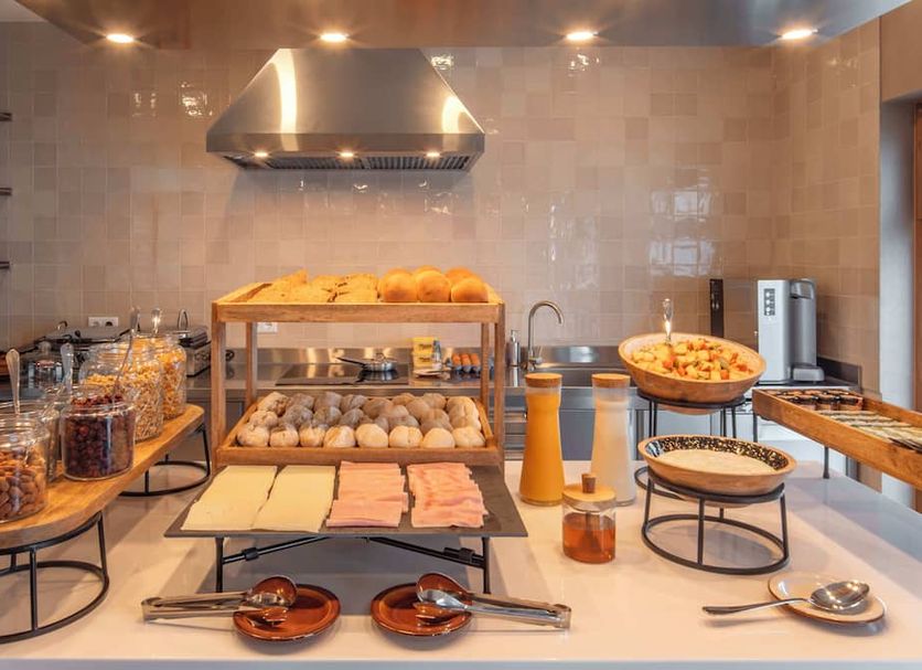 Buffet Photo
