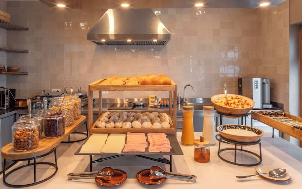 Buffet Photo