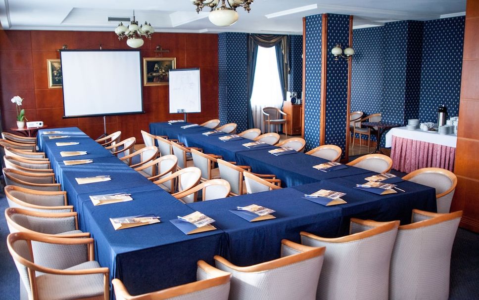 Conference room Photo