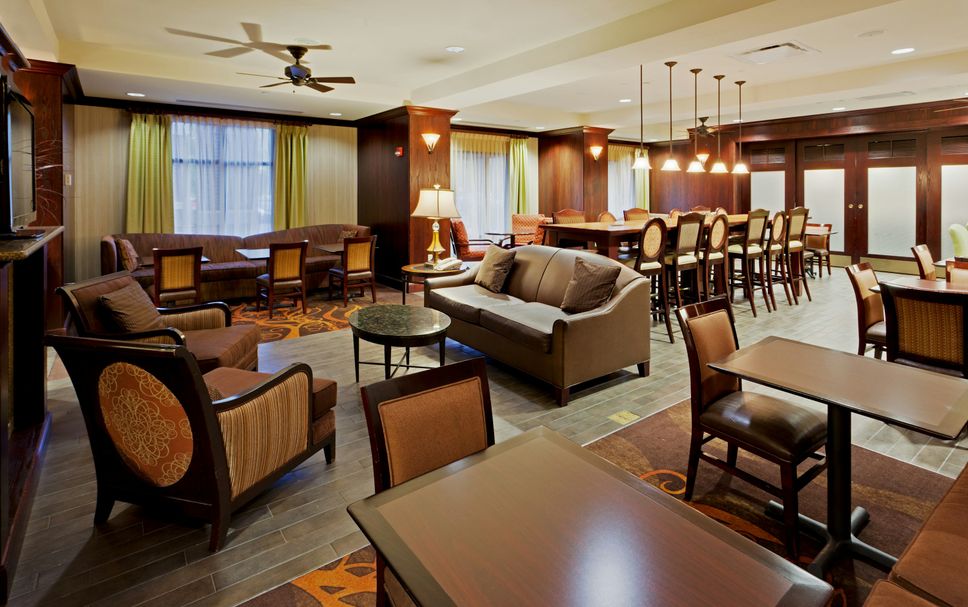 Lounge Photo
