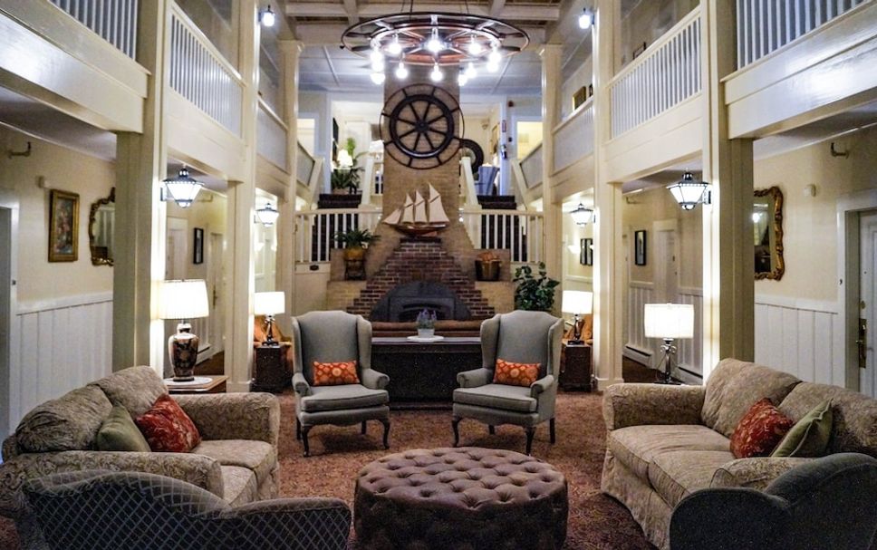 Lounge Photo