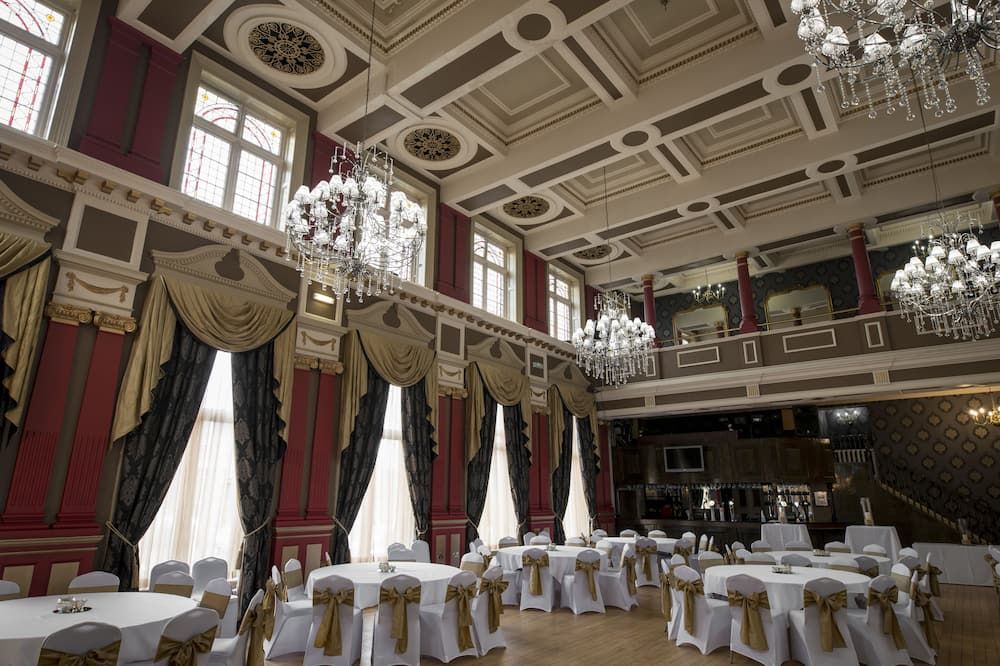 Banquet hall