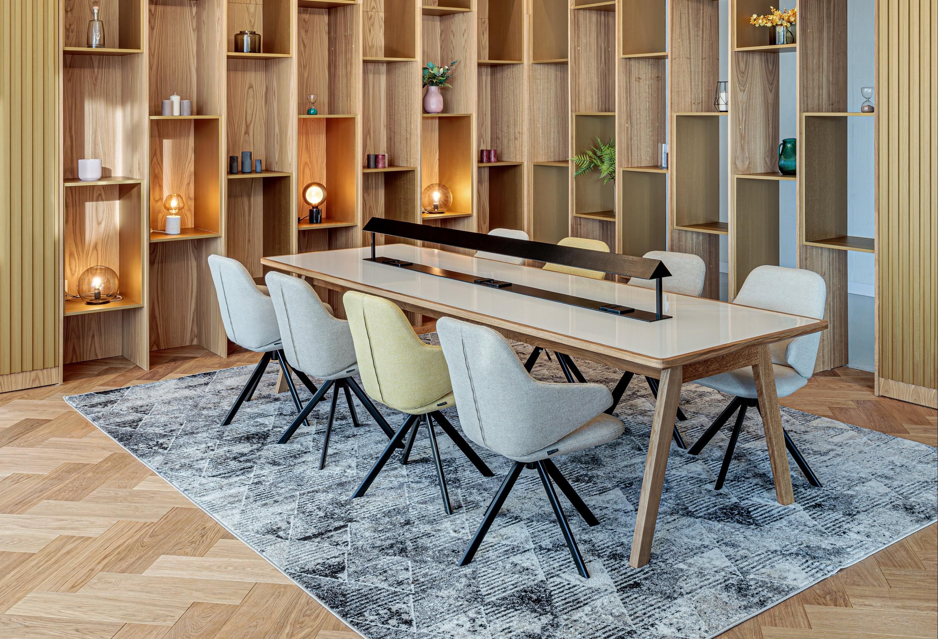 Dining room Photo