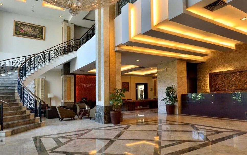 Lobby Photo