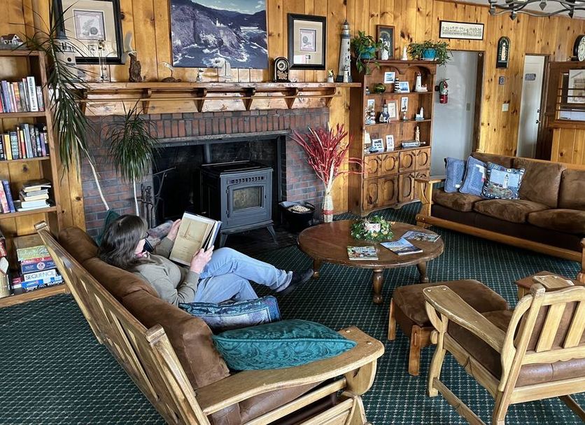 Lounge Photo
