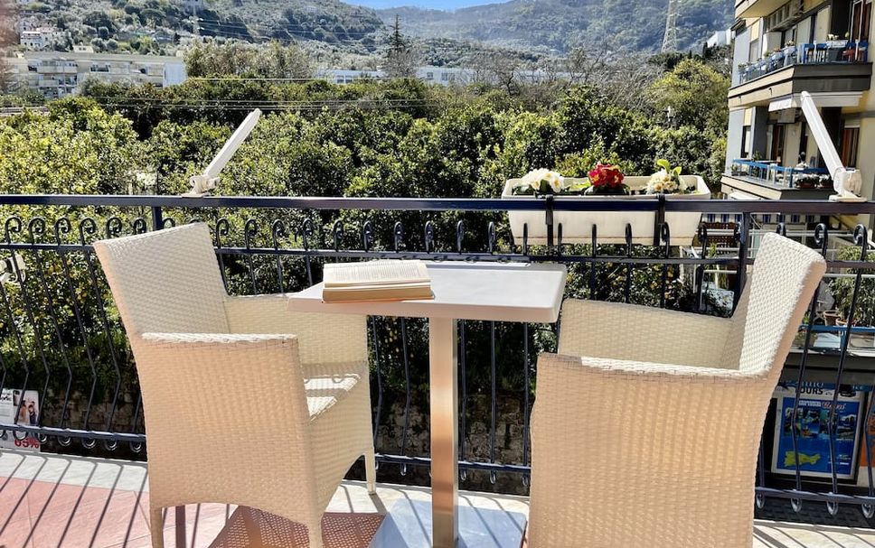 Balcony Photo