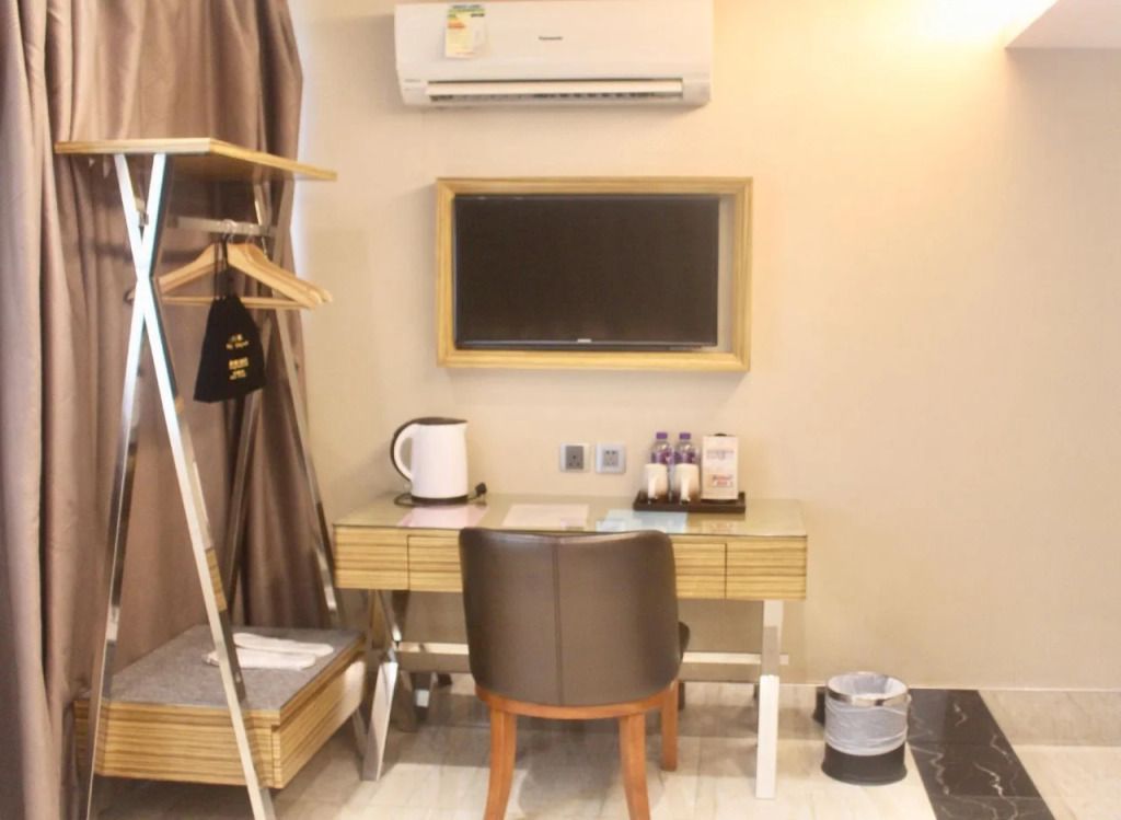 Room amenity