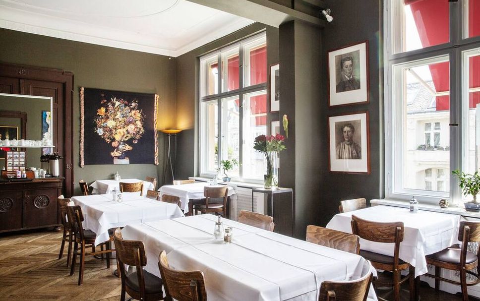 Restaurant Photo