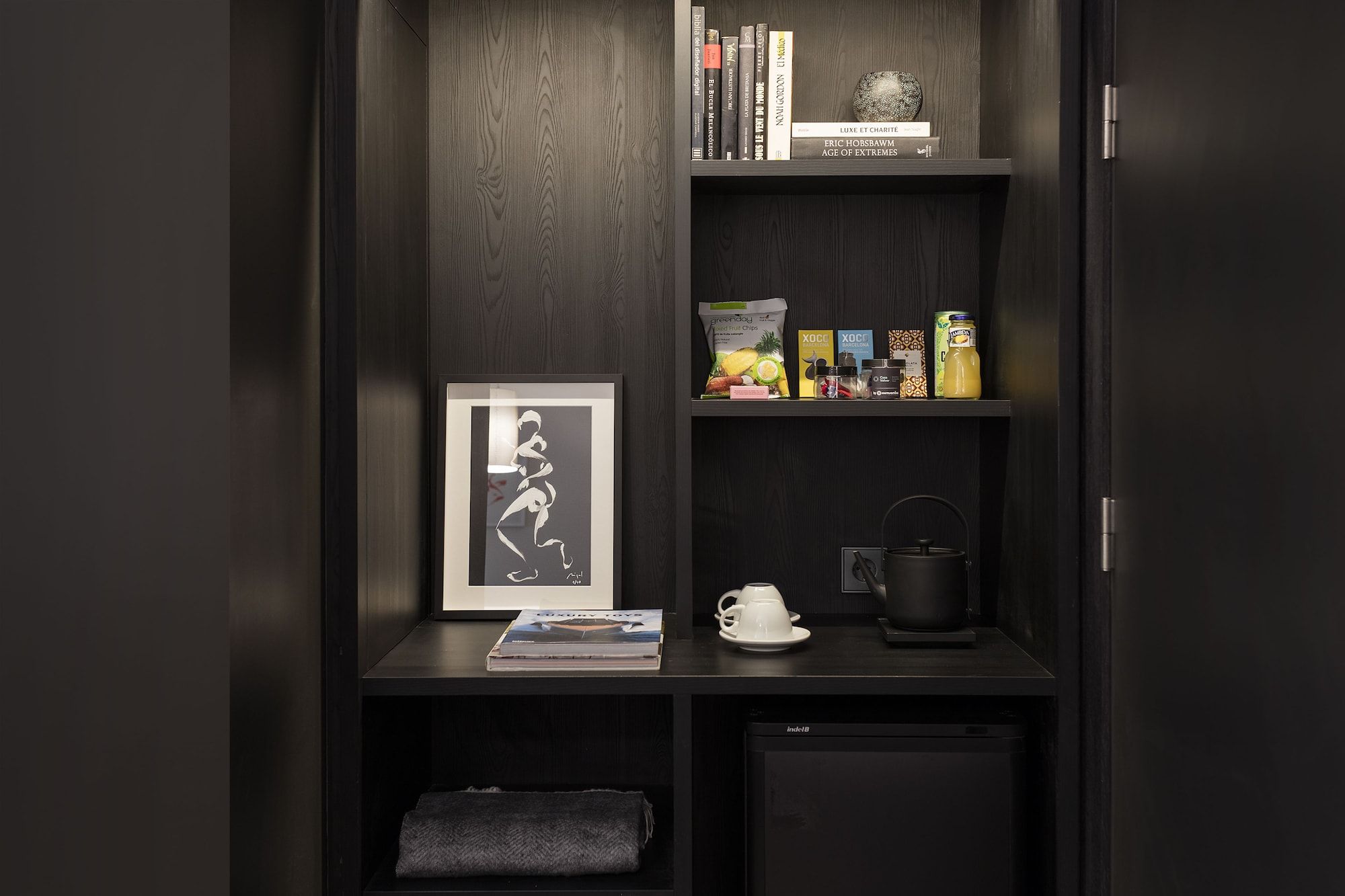 Room amenity