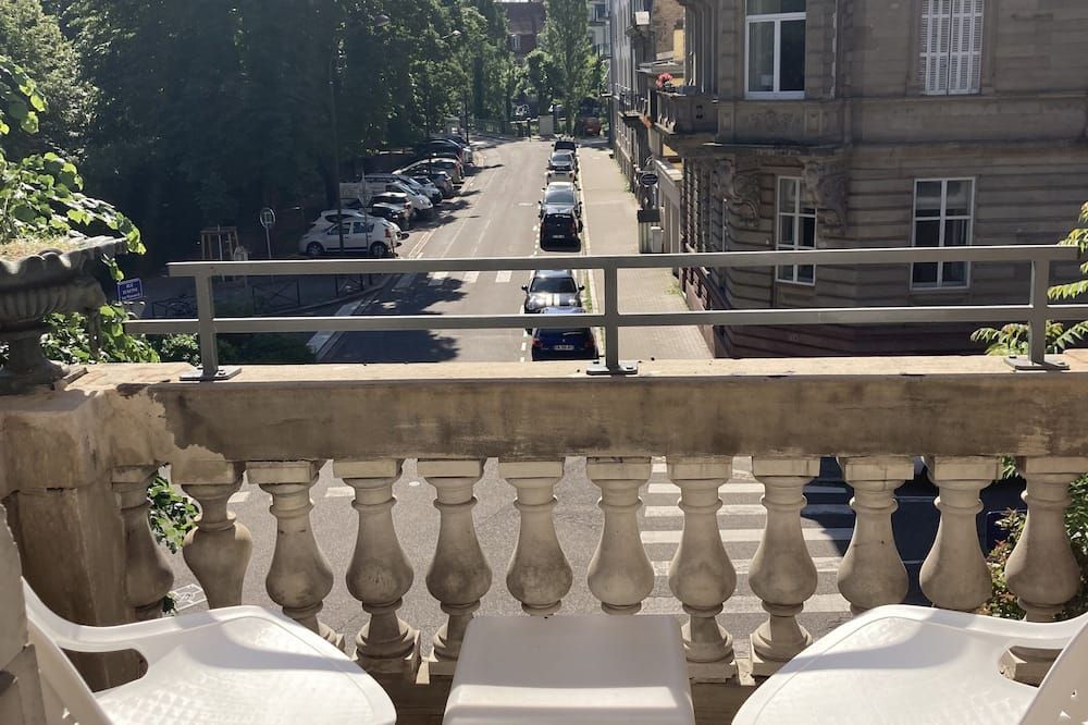 Balcony Photo
