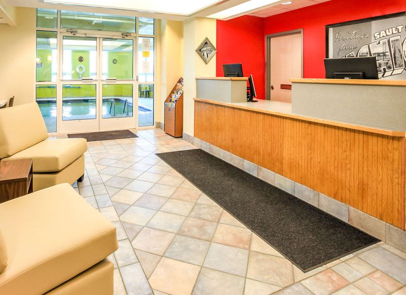 Front desk Photo