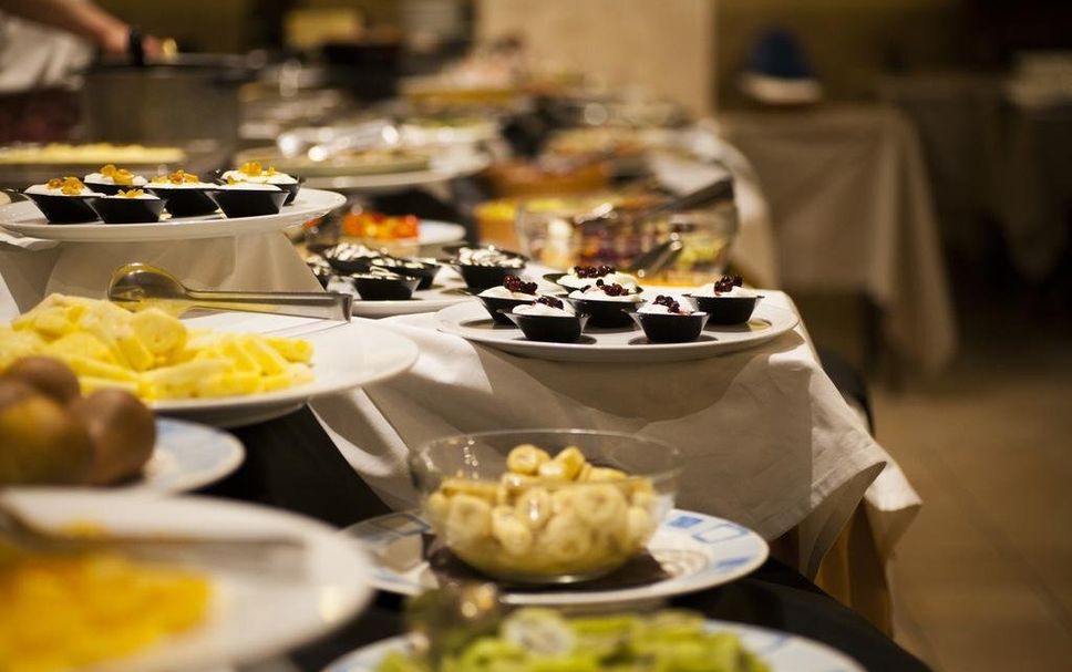 Buffet Photo