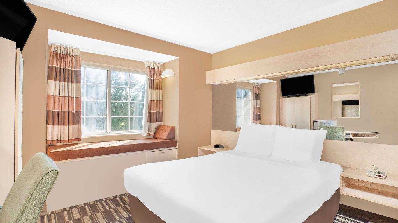 Microtel Inn & Suites by Wyndham Salisbury